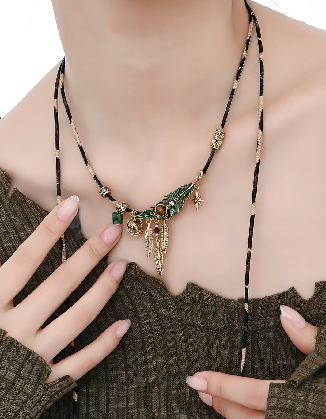 Vintage Peacock Feather Choker Leather Cord Necklace view 4