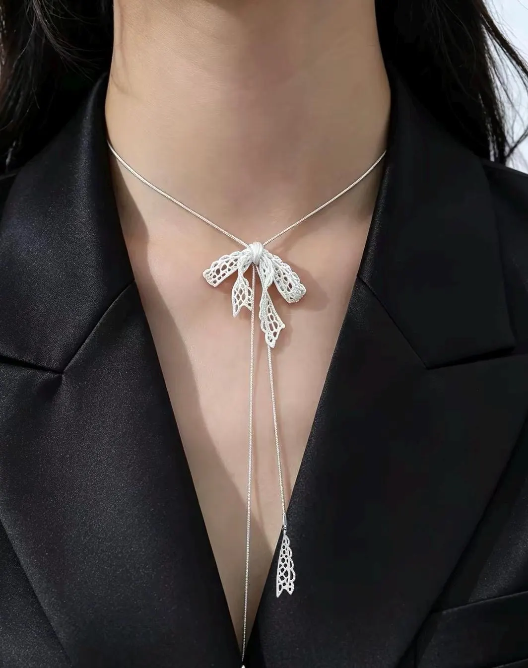 Silver Filigree Ribbon Necklace view 4
