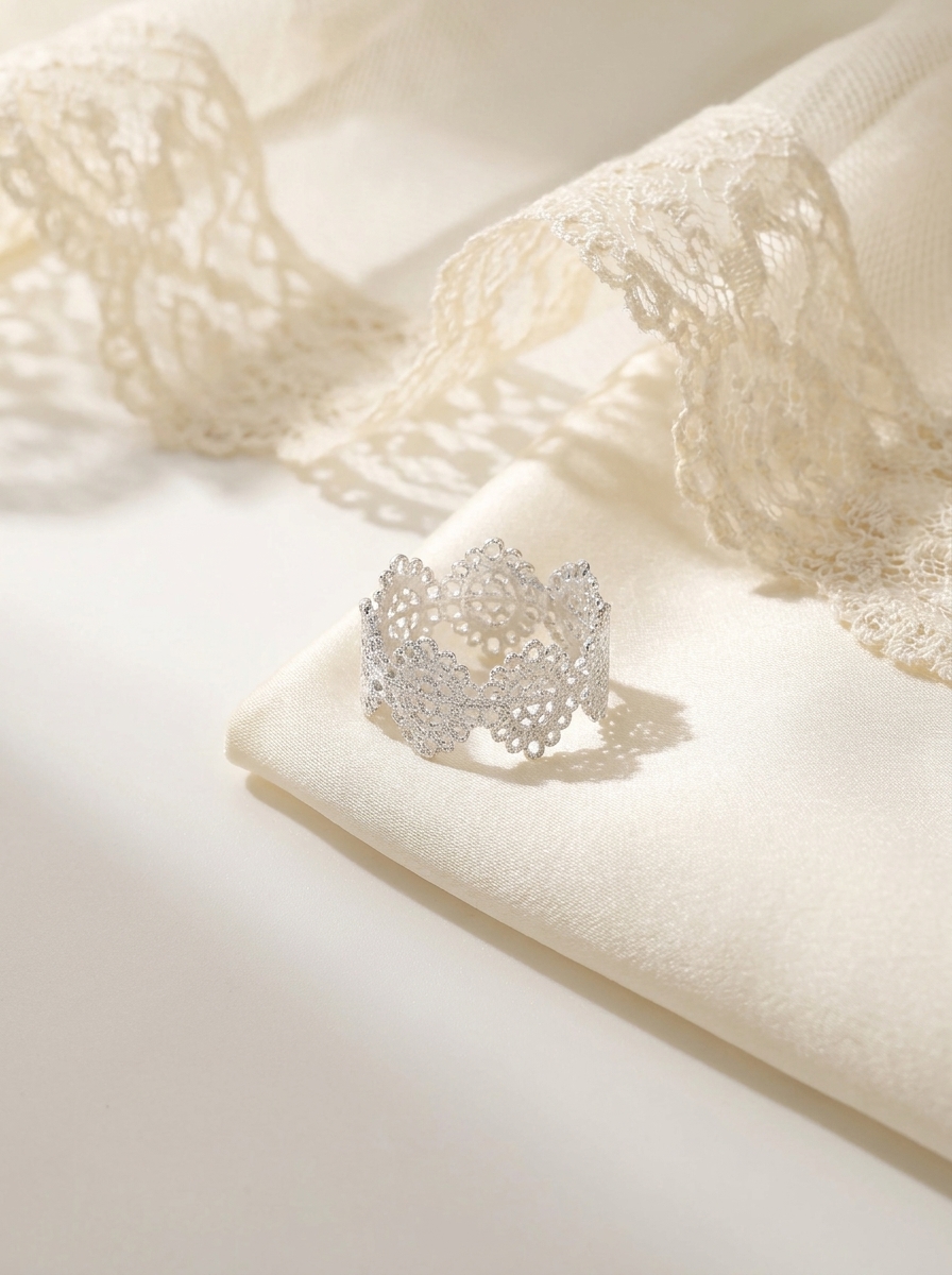 Silver Lace Filigree Ring view 3