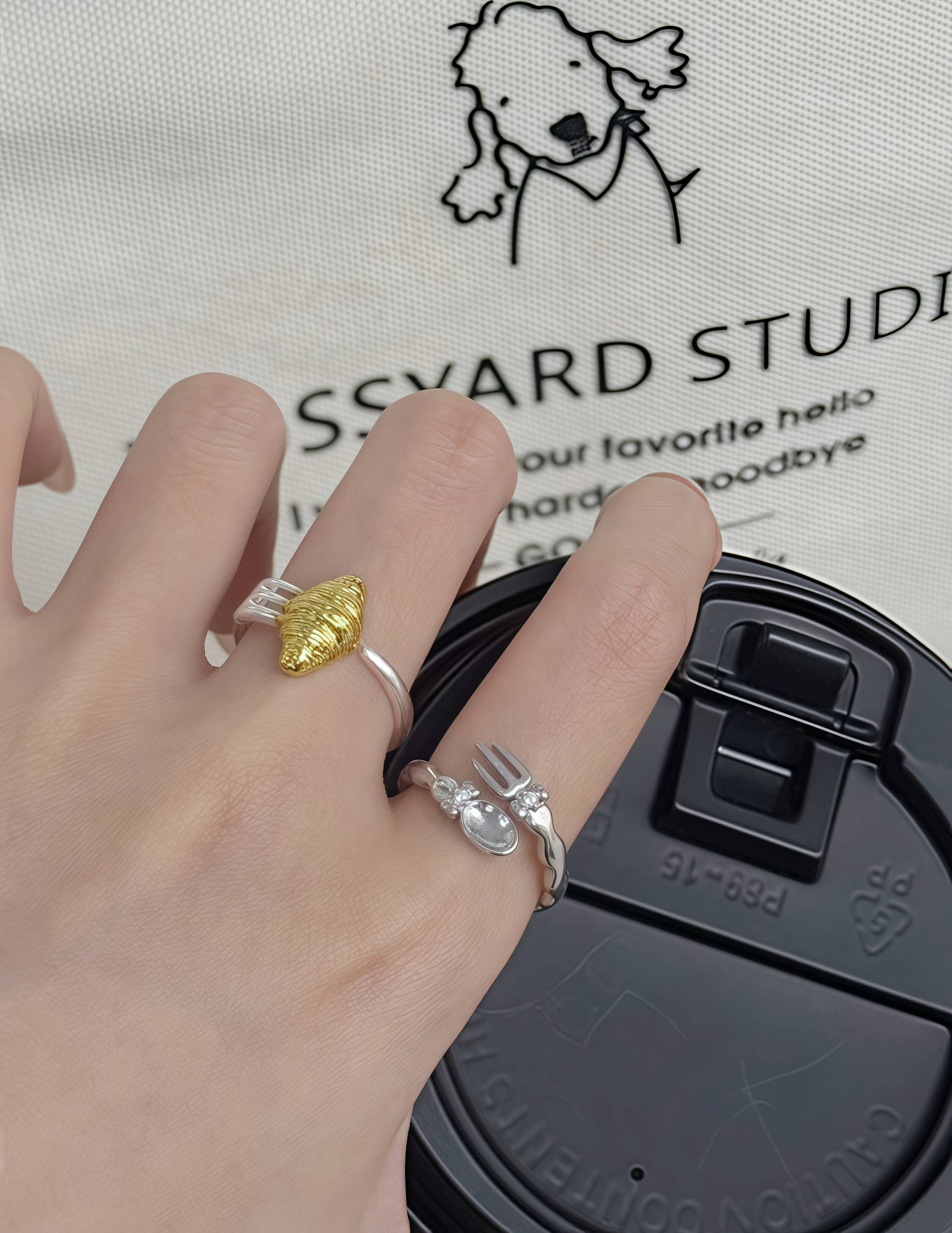 Croissant Ring - View 2